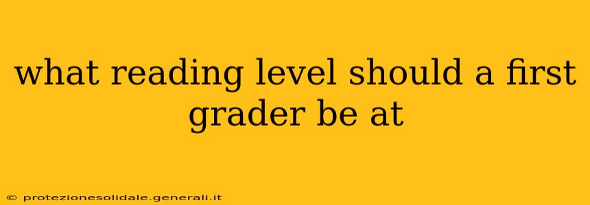 what reading level should a first grader be at